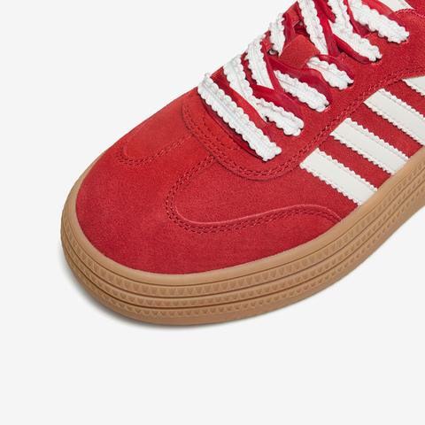 TATA/他她2025秋舒适德训鞋女百搭轻便休闲运动鞋新款WB408CM5