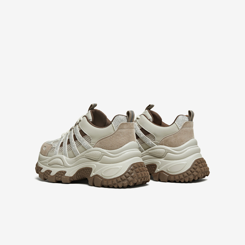 TATA/他她2025秋商场同款时尚休闲百搭女老爹鞋新款CJY01CM5