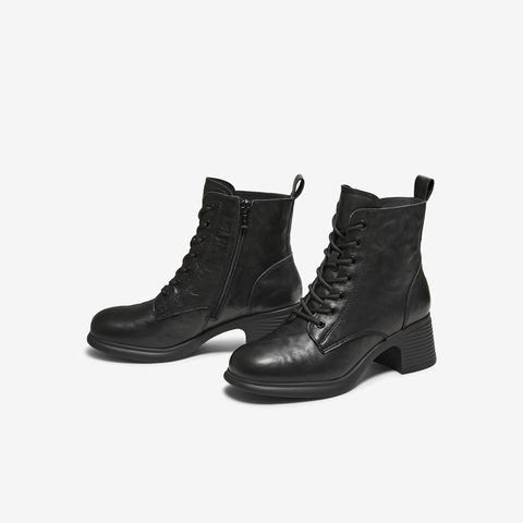 TATA/他她2025冬商场同款百搭时尚简约女马丁靴新款7A541DD5