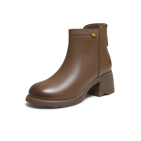 TATA/他她2025冬商场同款休闲百搭女时尚短靴新款CF901DD5