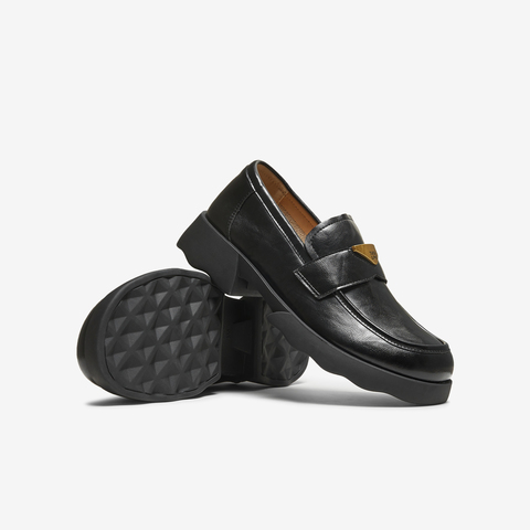 TATA/他她2025秋时尚简约休闲圆头女乐福鞋新款CWK02CA5