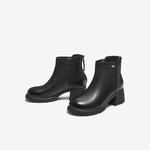 TATA/他她2025冬商场同款休闲百搭女时尚短靴新款CF901DD5