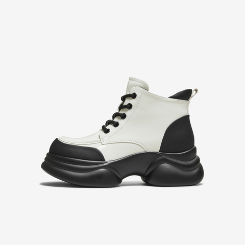 TATA/他她2025冬百搭时尚简约女马丁靴新款CCJ08DD5