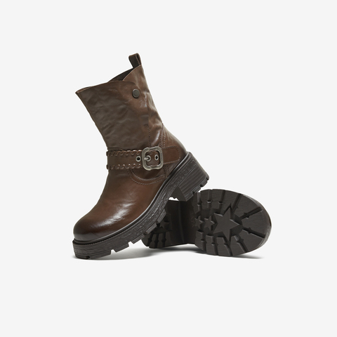 TATA/他她2025冬百搭通勤时装靴女休闲中靴新款UWQ01DZ5