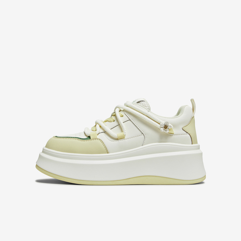 TATA/他她2025秋运动时尚休闲厚底女板鞋新款GCD09CM5