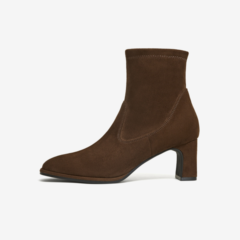 TATA/他她2025冬商场同款时尚休闲女靴百搭弹力靴新款JYC01DD5