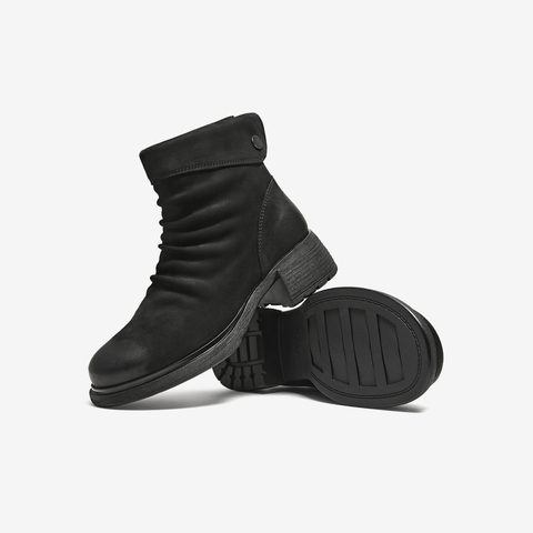 TATA/他她2025冬商场同款时尚百搭女休闲靴新款7C843DD5