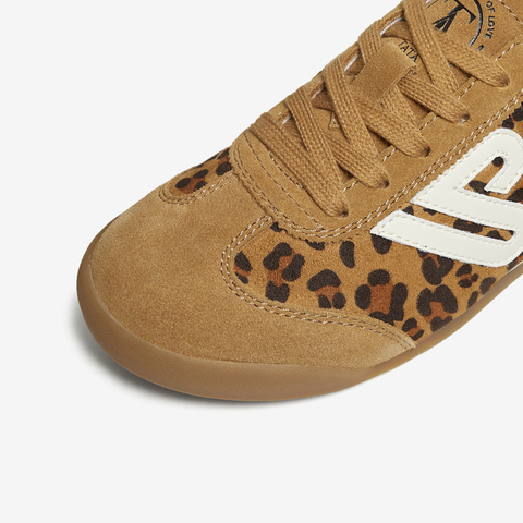 TATA/他她2025秋商场同款休闲运动女百搭阿甘鞋新款CH301CM5