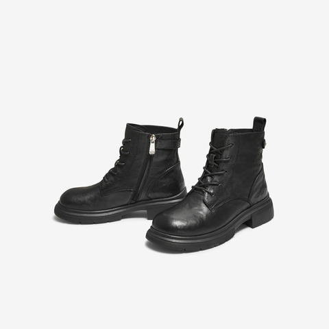 TATA/他她2025冬商场同款百搭时尚简约女马丁靴新款WXB06DD5