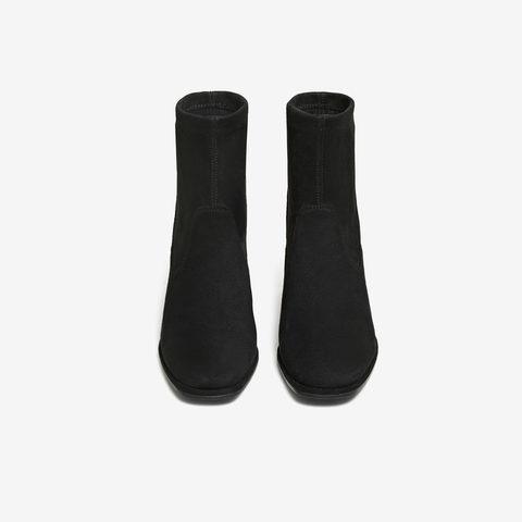 TATA/他她2025冬商场同款时尚休闲女靴百搭弹力靴新款JYC01DD5