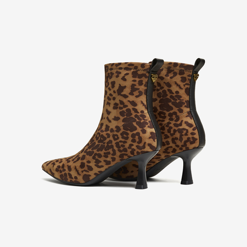 TATA/他她2025冬商场同款百搭时装靴女休闲短靴新款XVX01DD5