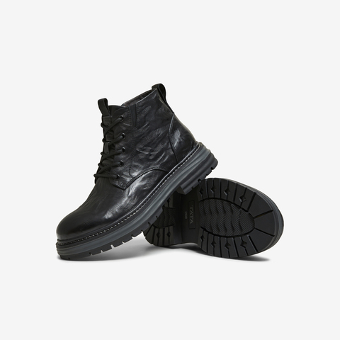 TATA/他她2025冬商场同款时尚简约百搭男士靴新款NGE01DD5