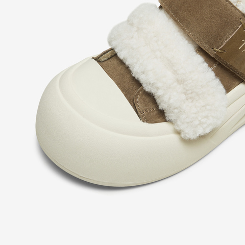 TATA/他她2025冬运动时尚休闲厚底女板鞋新款CHH02DM5