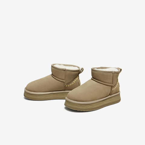 TATA/他她2025冬时尚百搭女休闲雪地靴新款CWX01DD5