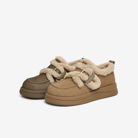 TATA/他她2025冬商场同款时尚休闲毛毛单女新款YPF01DM5