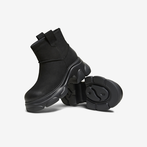 TATA/他她2025冬商场同款时尚百搭女休闲靴新款CEG10DD5