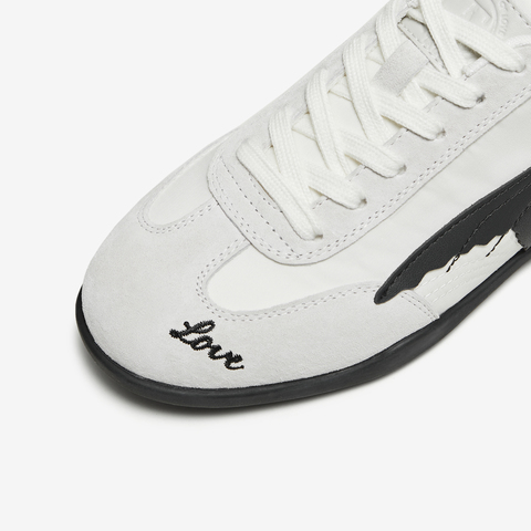 TATA/他她2025秋舒适德训鞋女百搭轻便休闲运动鞋新款GTX02CM5