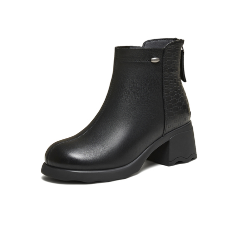 TATA/他她2025冬商场同款休闲百搭女时尚短靴新款CF901DD5