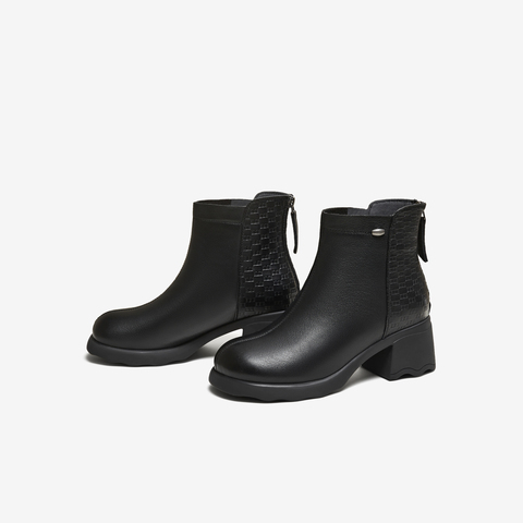 TATA/他她2025冬商场同款休闲百搭女时尚短靴新款CF901DD5