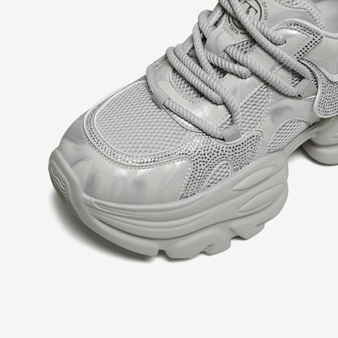 TATA/他她2026春时尚休闲百搭女老爹鞋新款CY213AM6