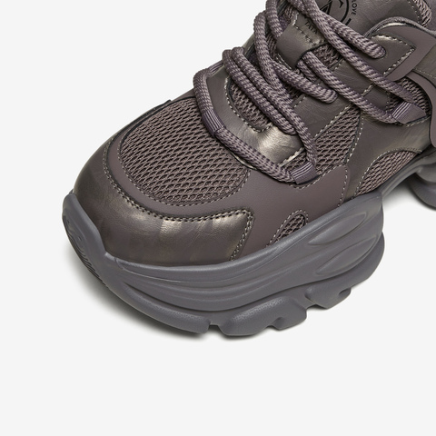 TATA/他她2026春时尚休闲百搭女老爹鞋新款CY215AM6