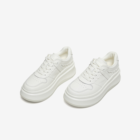 TATA/他她2026春商场同款时尚休闲百搭板鞋新款GCD12AM6