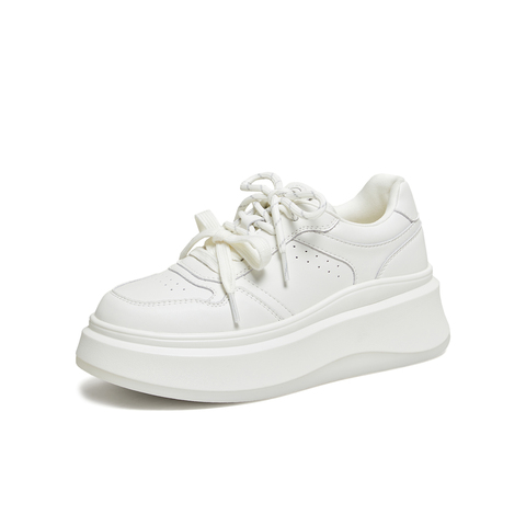 TATA/他她2026春时尚休闲百搭板鞋鞋新款GCD11AM6