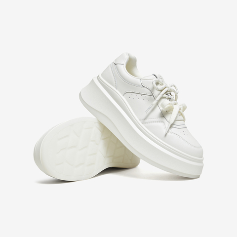 TATA/他她2026春时尚休闲百搭板鞋鞋新款GCD11AM6