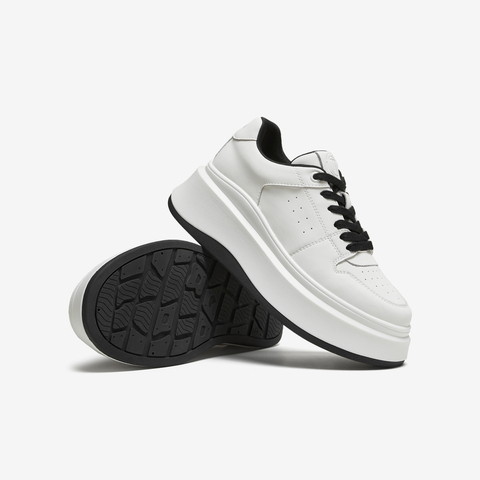 TATA/他她2026春女时尚休闲板鞋新款GCD07AM6