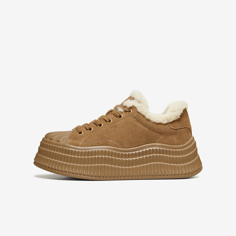 TATA/他她2026春商场同款时尚休闲百搭板鞋新款GNG07AM6