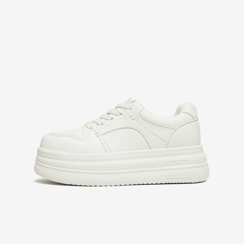 TATA/他她2026春商场同款时尚休闲百搭板鞋新款CLR01AM6