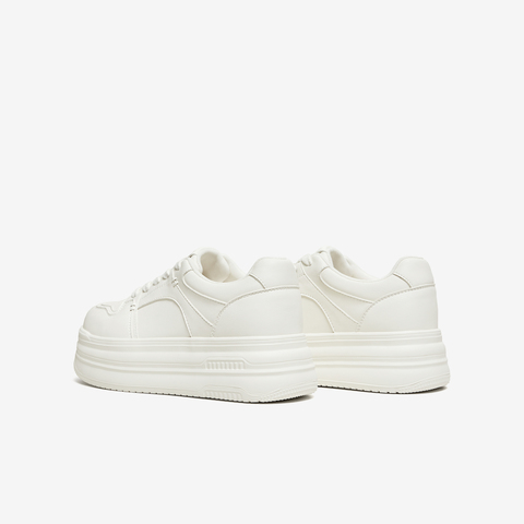 TATA/他她2026春商场同款时尚休闲百搭板鞋新款CLR01AM6