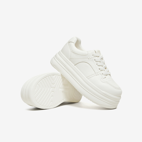 TATA/他她2026春商场同款时尚休闲百搭板鞋新款CLR01AM6