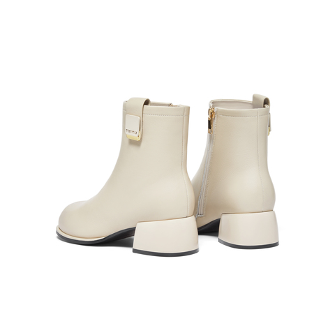 天美意2023冬新款商场同款简约优雅时装靴气质女皮靴BH561DD3