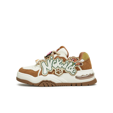 天美意2024冬新款商场同款疯狂动物城联名面包鞋女板鞋CNE29DM4