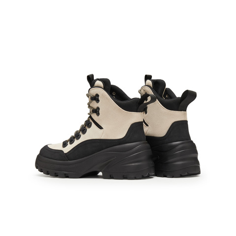 天美意2024冬新款商场同款厚底运动休闲工装户外靴女靴BK081DD4