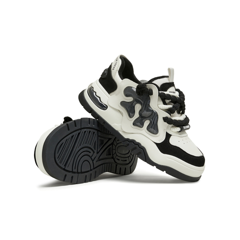 天美意2025春新款商场同款休闲百搭复古系带运动女板鞋CNE28AM5