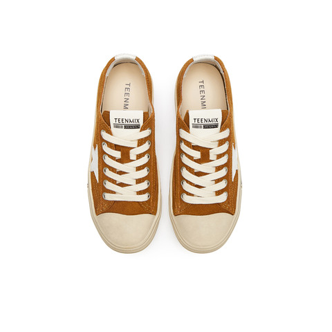 天美意2025春新款百搭时尚通勤潮流复古风女休闲板鞋KB065AM5