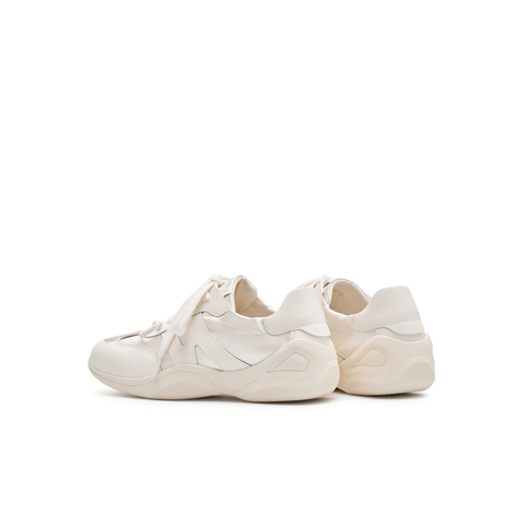 天美意2025春新款商场同款潮流运动鞋系带百搭女德训鞋BK591AM5