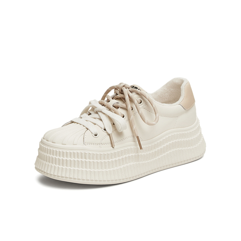 天美意2025春新款系带百搭厚底运动小个子女休闲板鞋KB060AM5