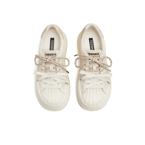 天美意2025春新款系带百搭厚底运动小个子女休闲板鞋KB060AM5