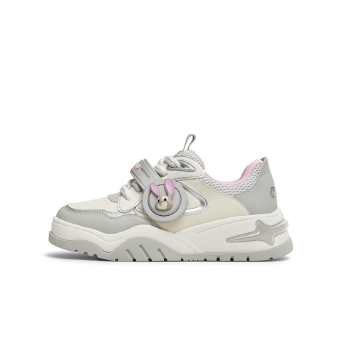 天美意2025春新款商场同款疯狂动物城联名女板鞋CIG23AM5