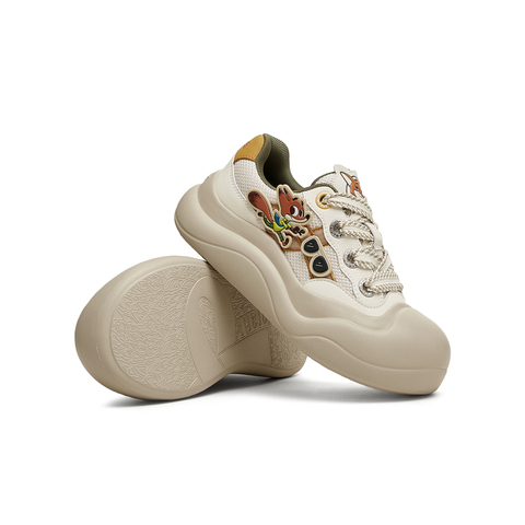 天美意2025春新款商场同款疯狂动物城联名女板鞋CP534AM5