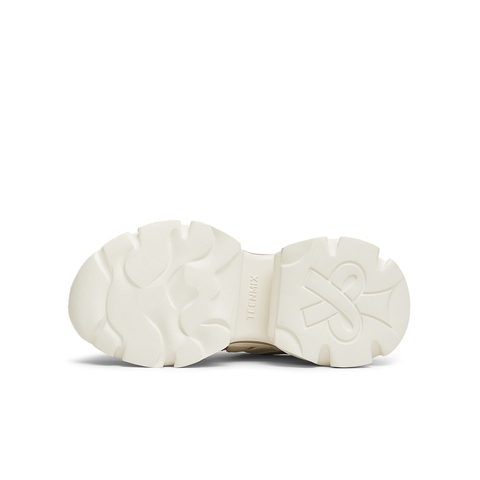 天美意2025春新款商场同款疯狂动物城联名女老爹鞋BK711AM5