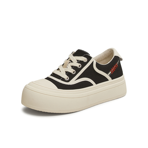 天美意2025夏新款百搭通勤日常舒适潮流复古女休闲板鞋KB071BM5