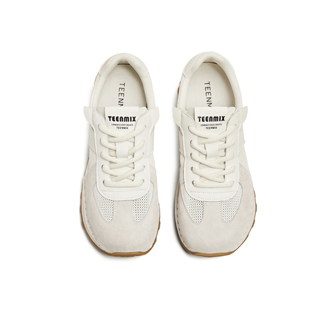 天美意2025夏新款休闲系带百搭复古透气女阿甘德训鞋KG040BM5