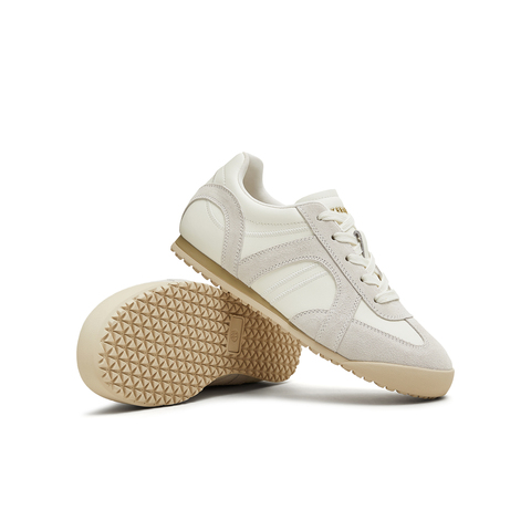 天美意2025秋新款潮流休闲系带拼色复古百搭女德训鞋KG120CM5