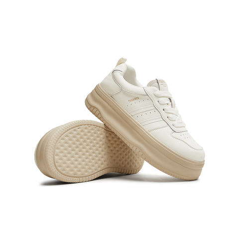 天美意2025秋新款系带厚底小个子纯色百搭潮流女小白鞋KB084CM5