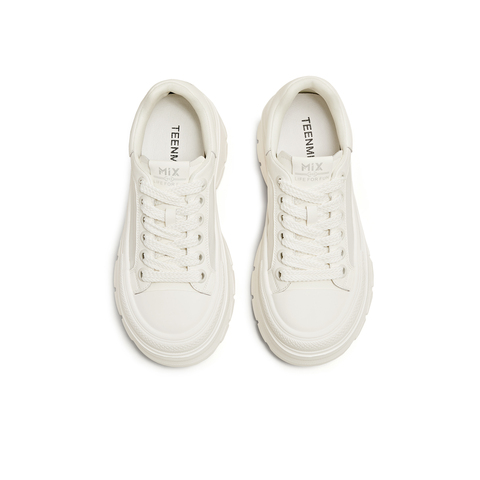 天美意2025夏新款网面透气松糕厚底增高小白鞋女板鞋KB078BM5