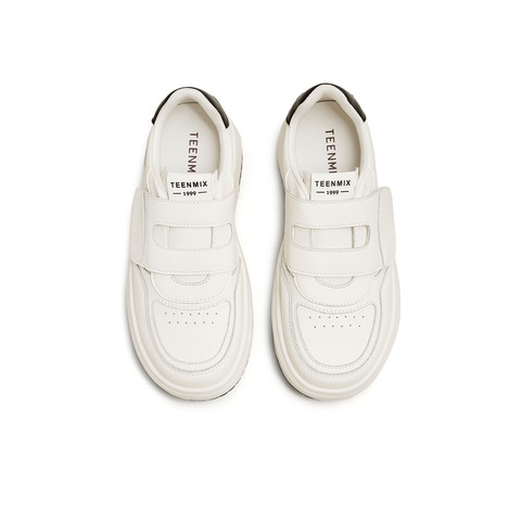 天美意2025秋新款休闲厚底百搭魔术贴潮流通勤女小白鞋KB080CM5